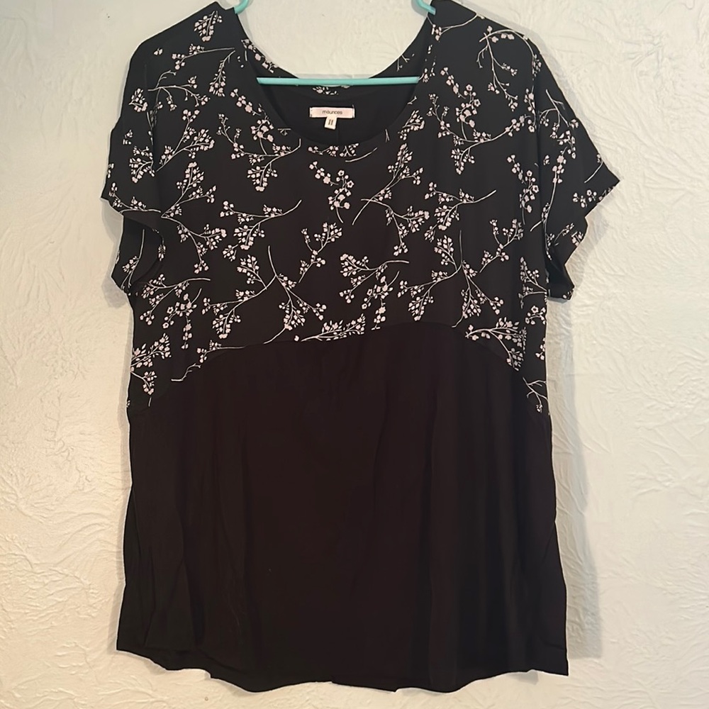 Maurice’s Black & White Floral Shiffon and Rayon Mixed Top